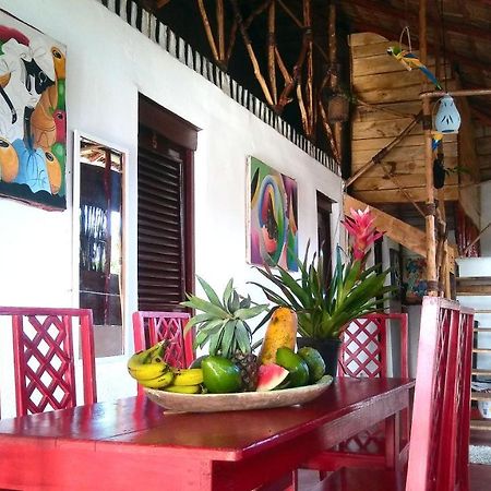 Hostel La Ballena Backpacker لاس غاليراس المظهر الخارجي الصورة