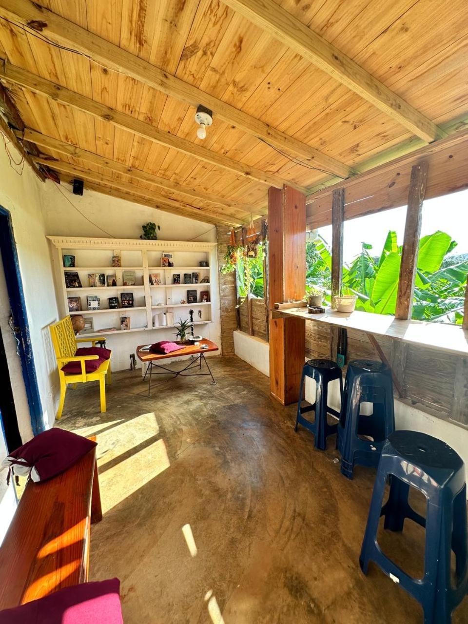 Hostel La Ballena Backpacker لاس غاليراس المظهر الخارجي الصورة