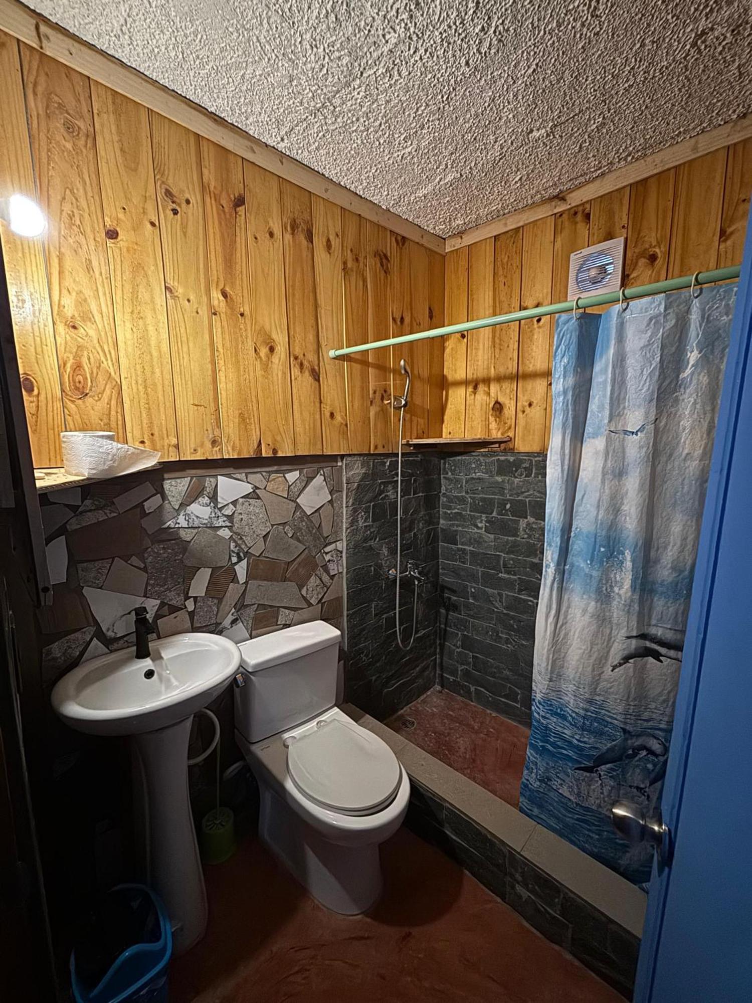 Hostel La Ballena Backpacker لاس غاليراس المظهر الخارجي الصورة